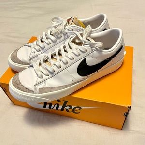 Nike Blazers LOW